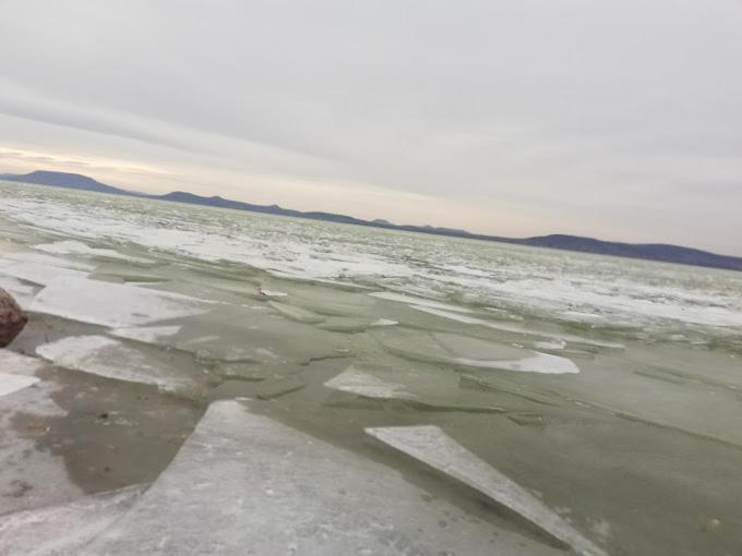 Boathouse Balatonlelle With Sauna Номер фото